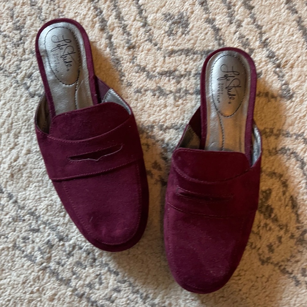 Life Stride SZ. 7.5 Mules